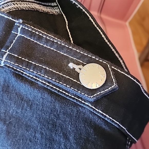 VIP Black Short Jacket - Picture 5 of 7